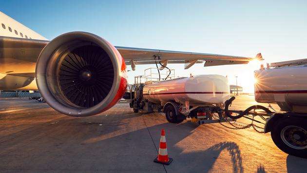 Airlines Making Adjustments in Wake of Pipeline Shutdown